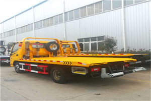 靖远附近拖车救援搭电